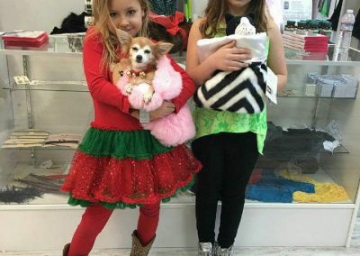 Jade-a-Kins and Her Friend Showing Their Puppy Tiny Tuckers